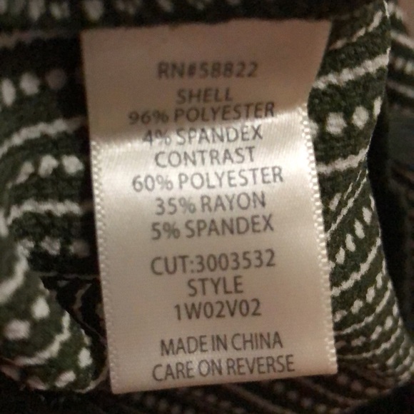 Max Studio Cropped Printed Pants - Picture 7 of 7